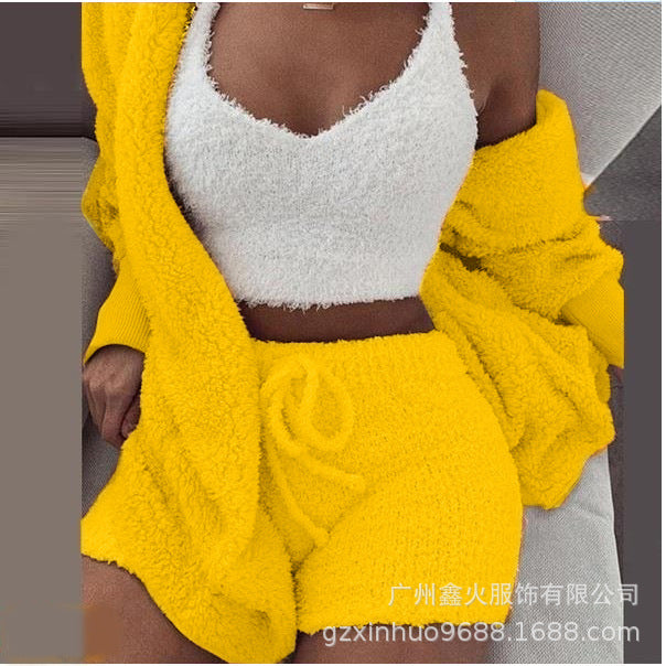 Women's clothing, European and American winter plush home wear, casual 3Pcs pajamas long sleeved shorts sports set