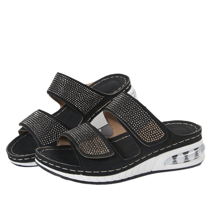 One lined thick soled slippers for women's beach sandals